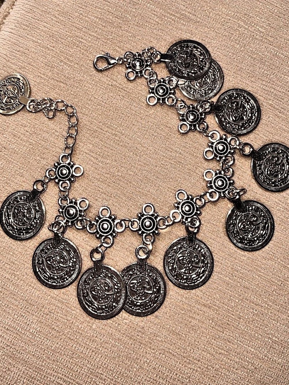 Charm Bracelet in Black & Silver Like New